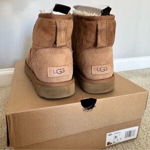 UGG W Classic Mini II